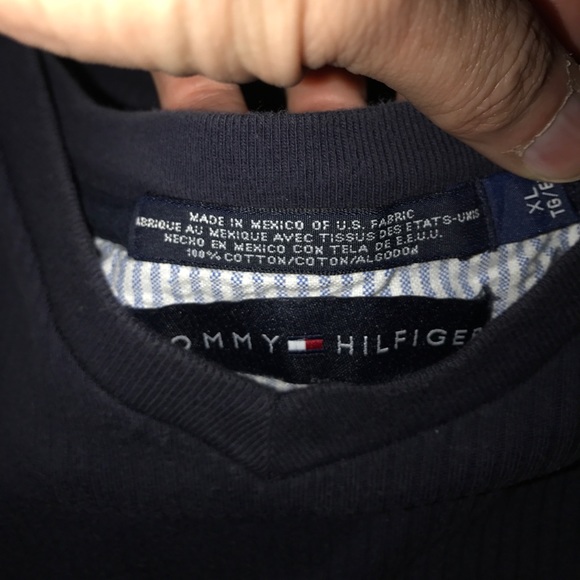 V-neck X-L short sleeve - Picture 2 of 2