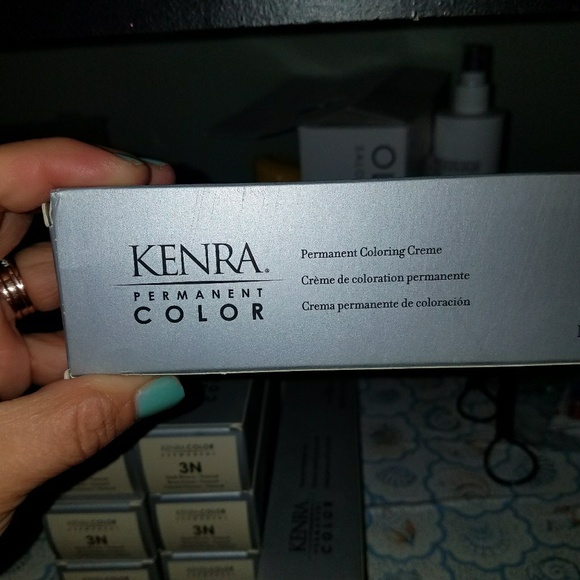 Hair color - Picture 2 of 2