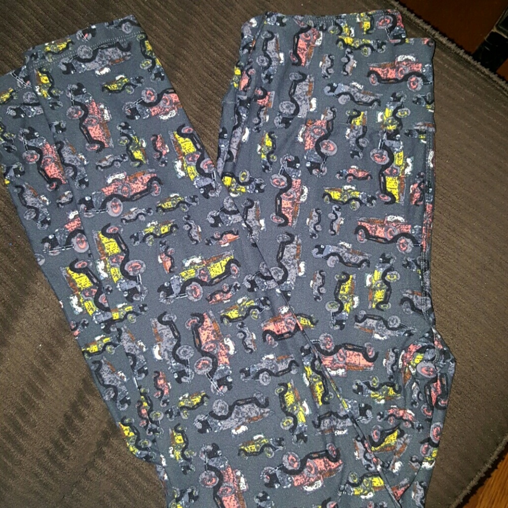 Lularoe OS Vintage Car Leggings