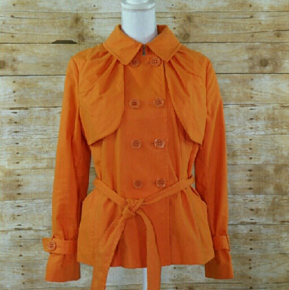BCBGMaxAzria Jackets & Blazers - BCBG MaxAzria tangerine short trench coat