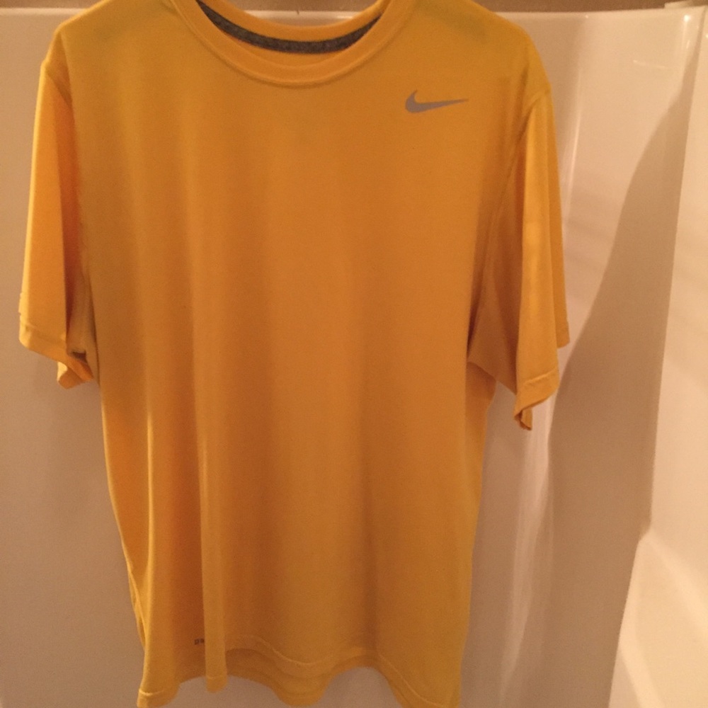 Nike Tshirt
