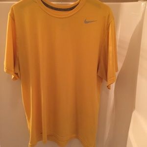 Nike Tshirt
