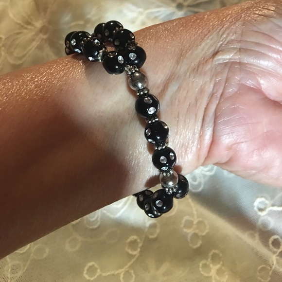 Bracelet and Earring Set - Picture 2 of 4