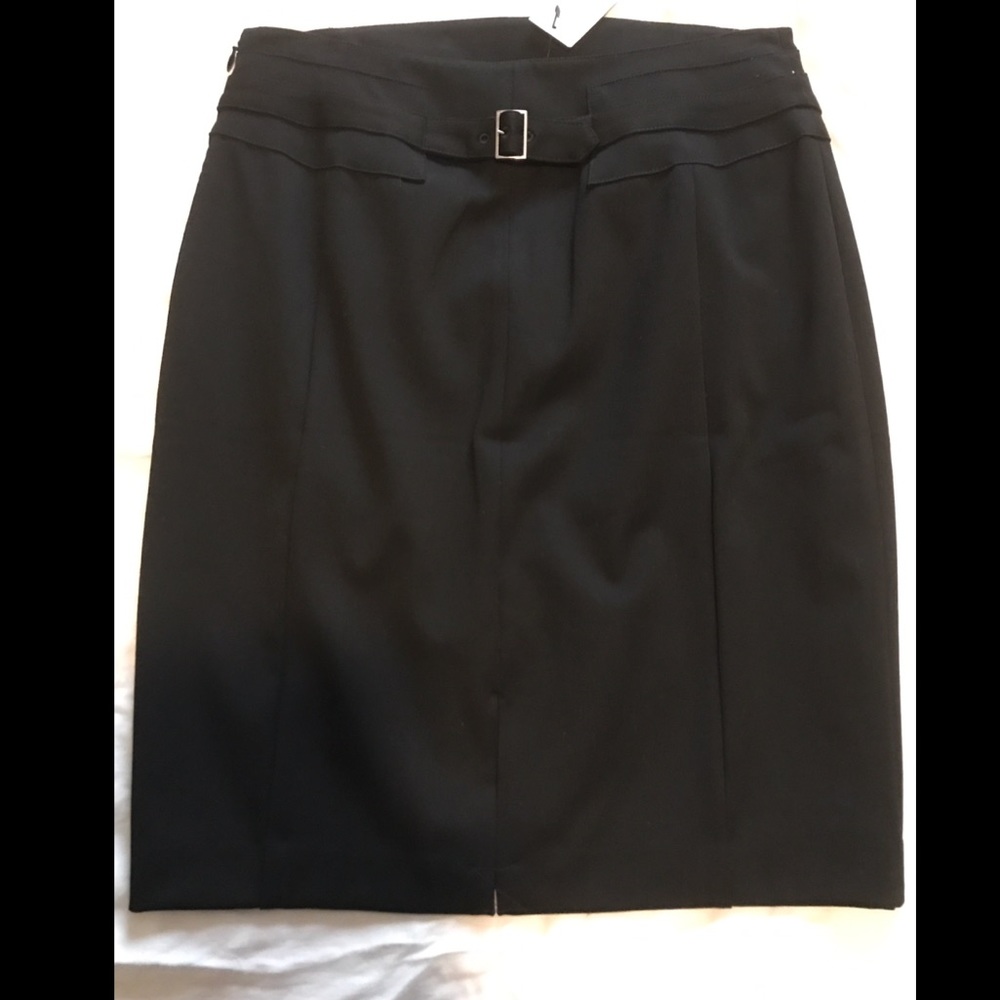 Express Pencil Skirt - Black - Size 4