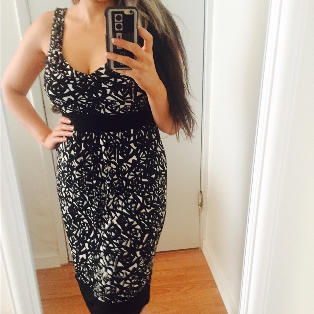 Michael Kors dress❤️ flawless black/white pattern