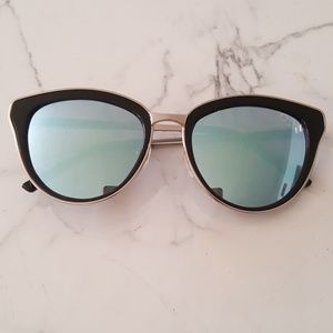 QUAY AUSTRALIA SUNNIES