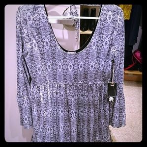 Sale!! Sea gypsies Mia Rose bell sleeve dress NWT