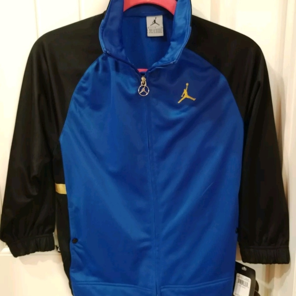 🚫🚫🚫SOLD🚫🚫🚫Boys Jordan Jacket small
