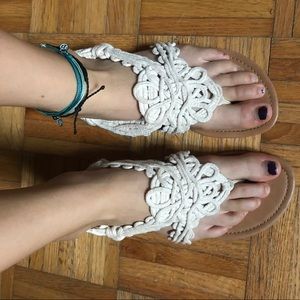 American eagle sandals