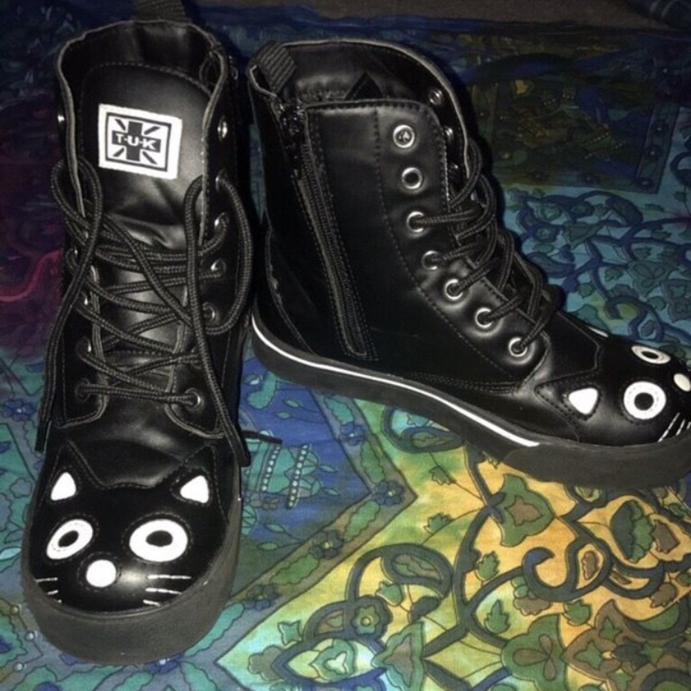 Kitty Boots