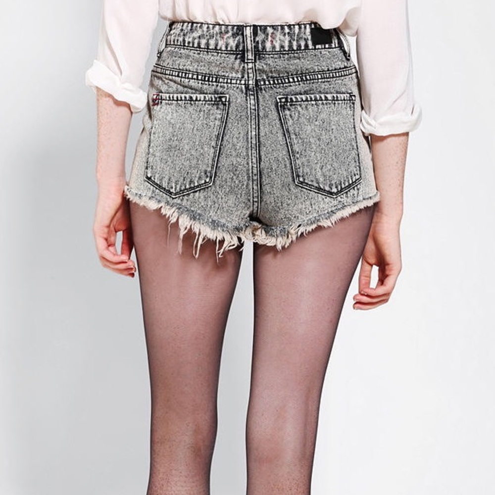 ๐SOLD๐๐BDG Dree shorts - Picture 3 of 4