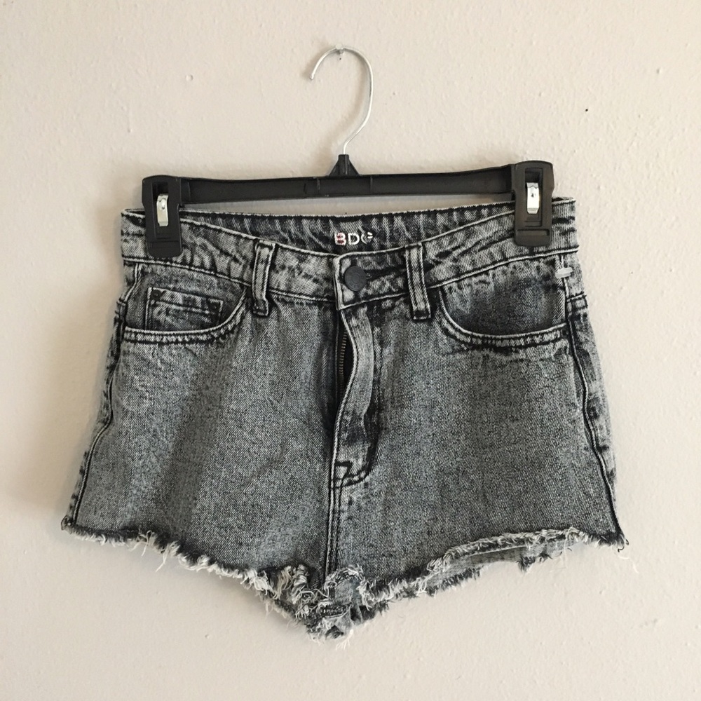 ๐SOLD๐๐BDG Dree shorts - Picture 4 of 4