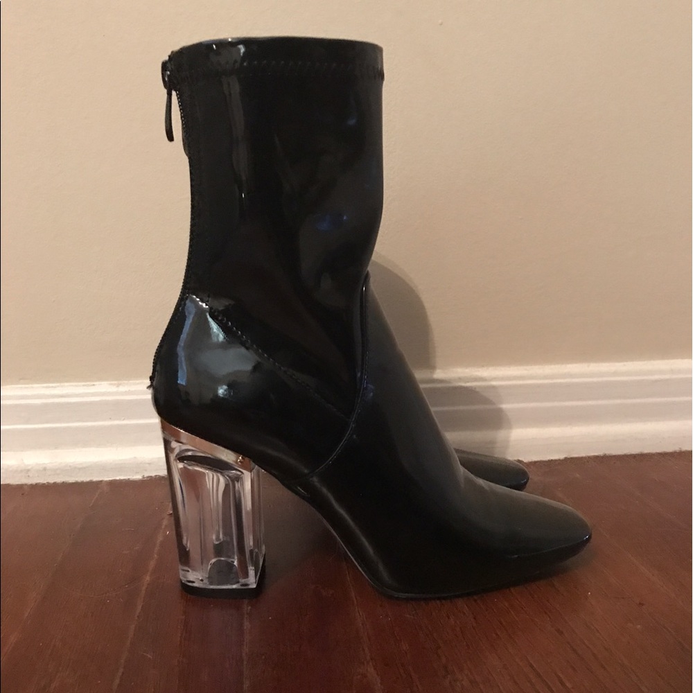 Public desire boot
