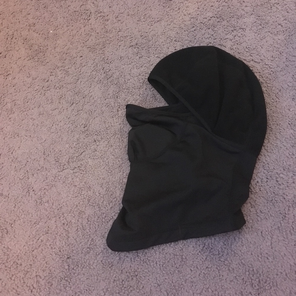 Ski mask