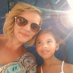 Meet your Posher, Crystal