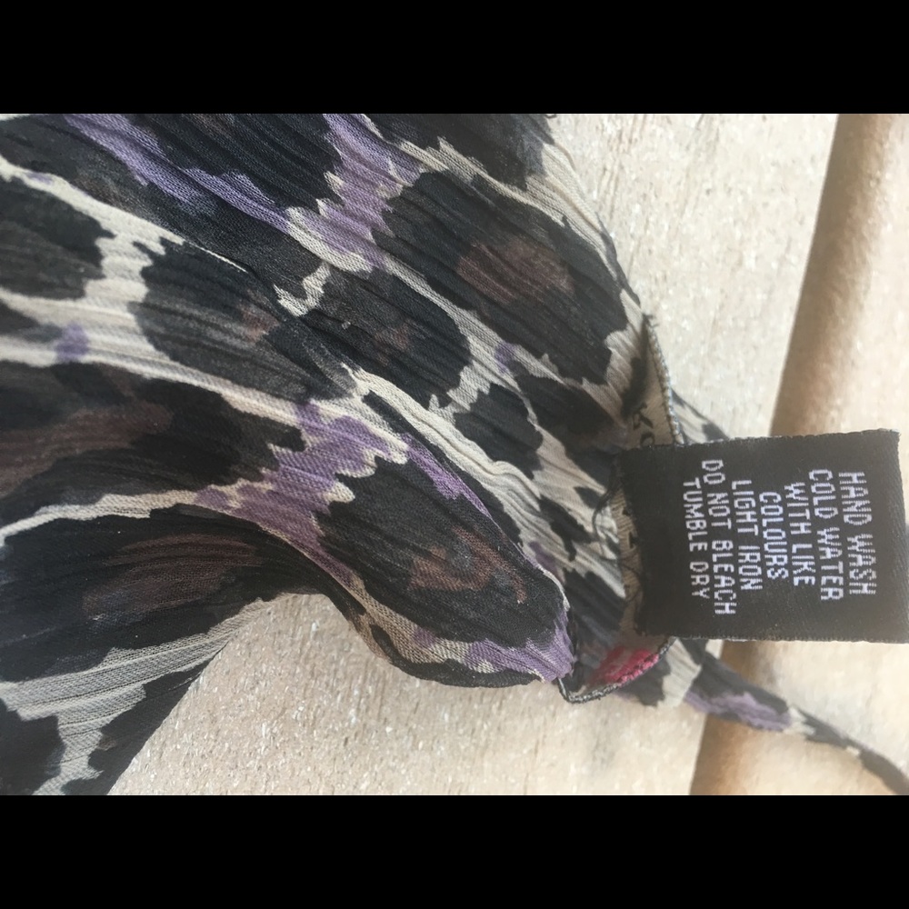 Leopard Print Cami Layered Crepe Tank R19 - Picture 6 of 8