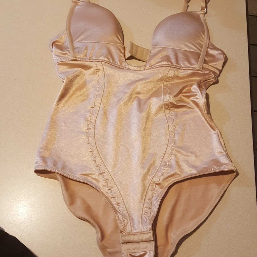 Shapewear  38B
