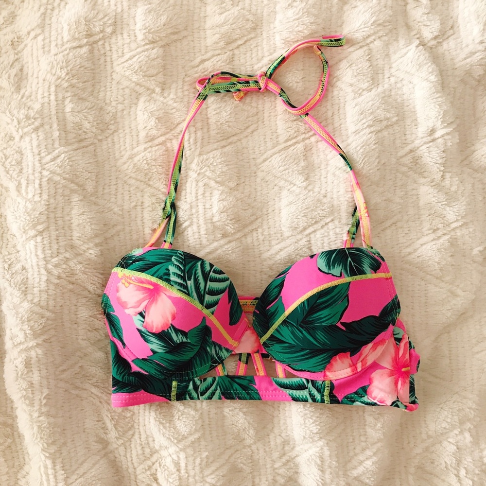 🌿Hawaiian Leaf Bikini Top🌿
