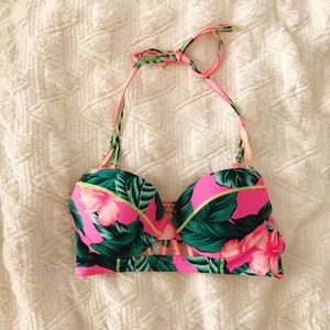 🌿Hawaiian Leaf Bikini Top🌿