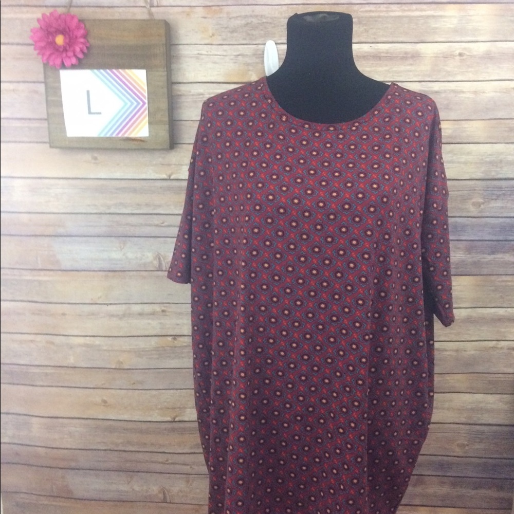 LuLaRoe Irma Top