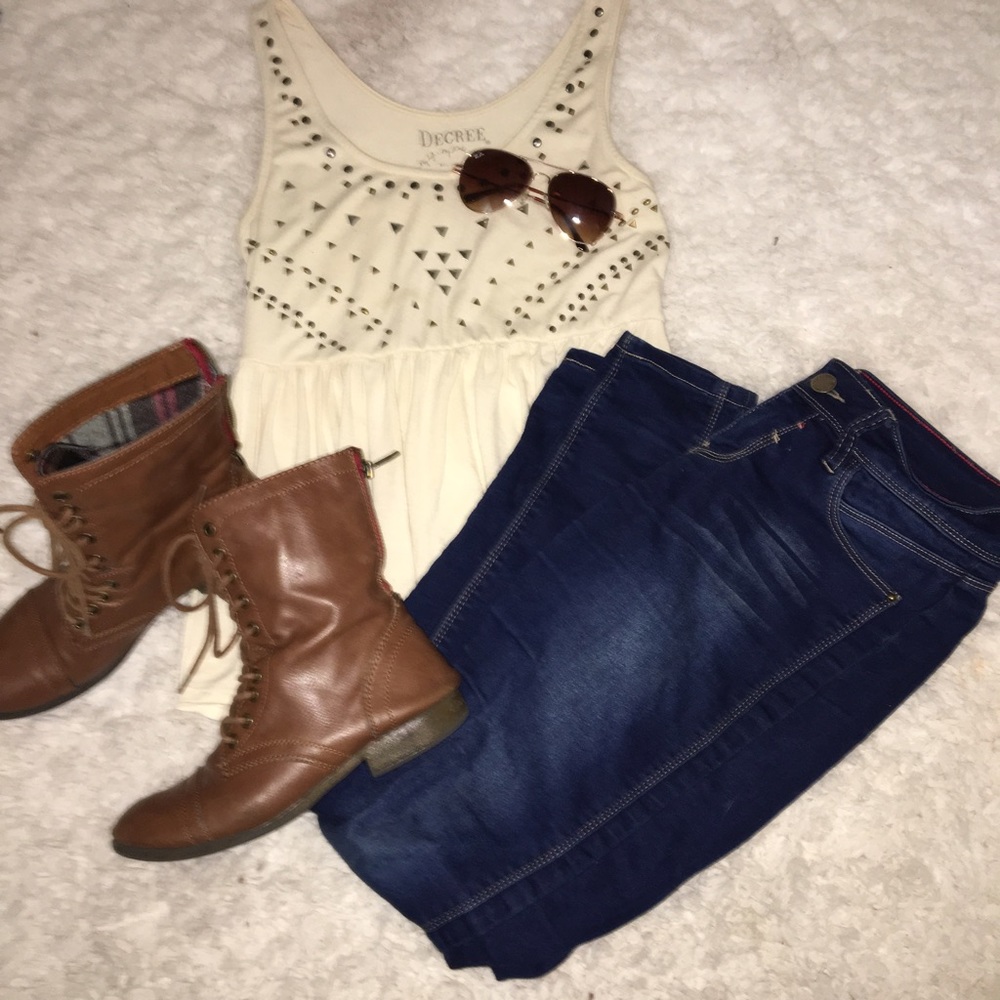 Flared cream tank