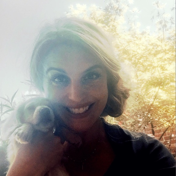 Meet your Posher, Susan - Picture 2 of 5