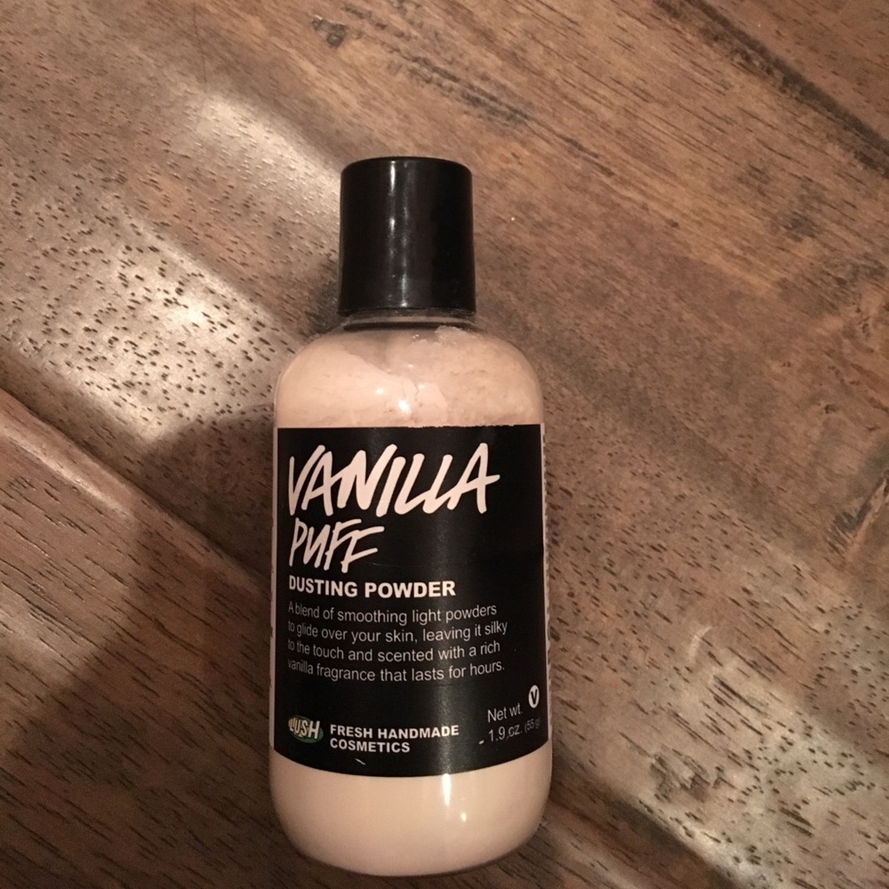 Lush Vanilla Puff Dusting Powder 1.9 oz