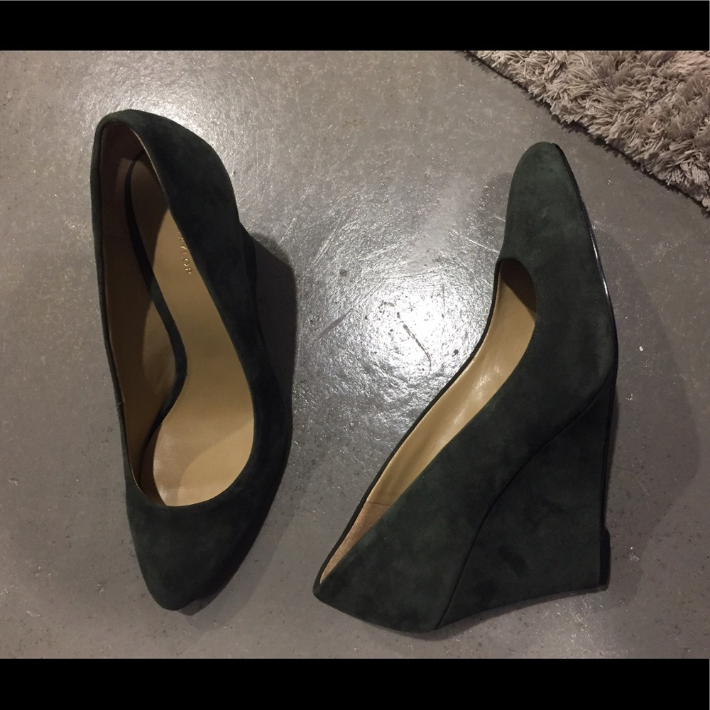 Ann Taylor Wedges