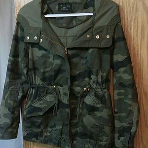 LOVE TREE CAMO JACKET