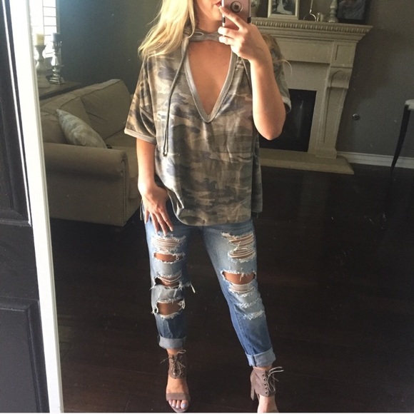 LAST//🆕 CAMO Cutout Summer Hoodie - Picture 7 of 7