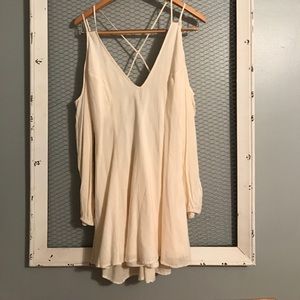 Open back strapping dress NWT