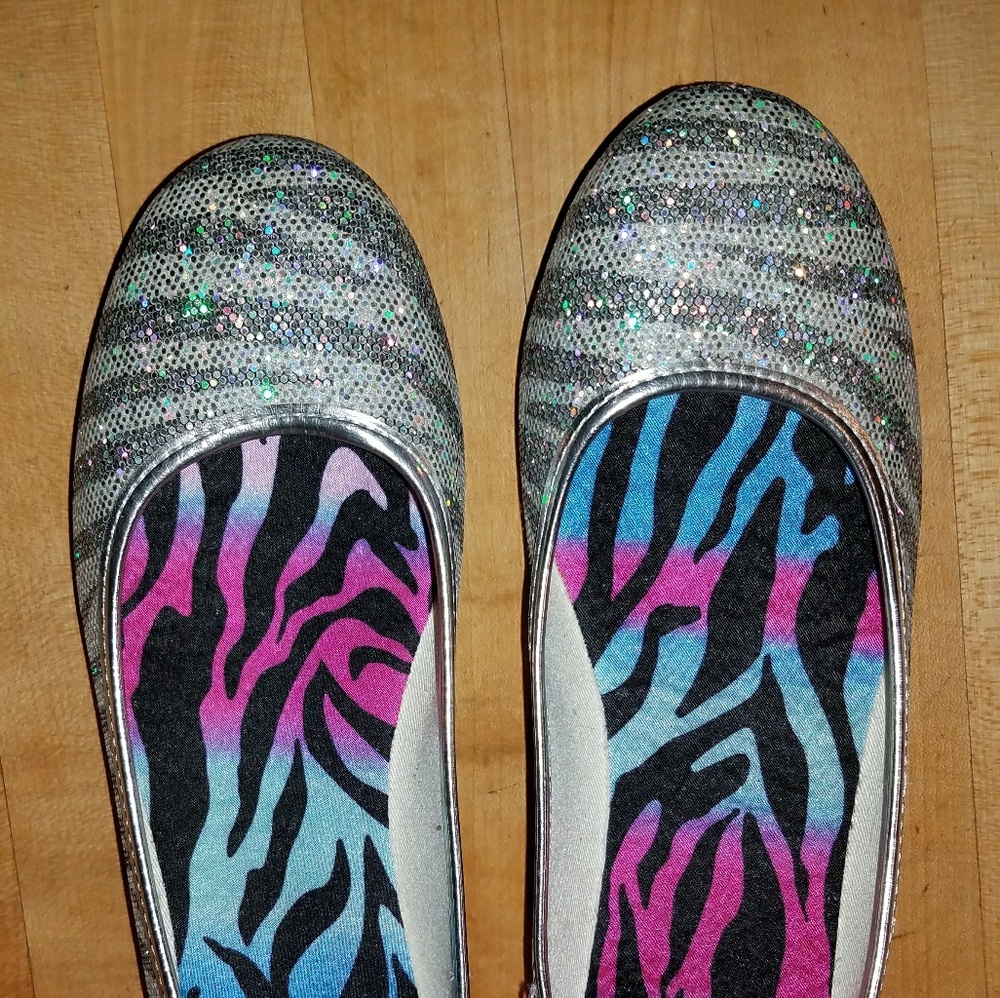 Glitter zebra flats.