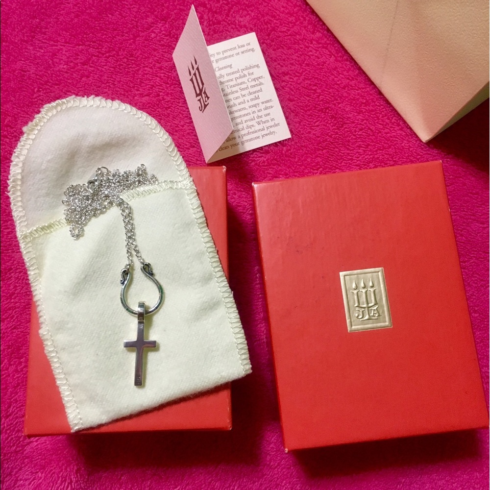 James Avery Changeable Charm Necklace!