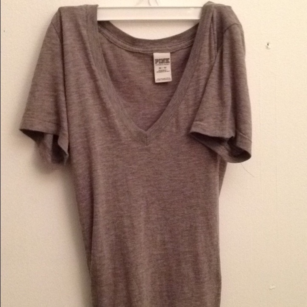 VS Pink tee