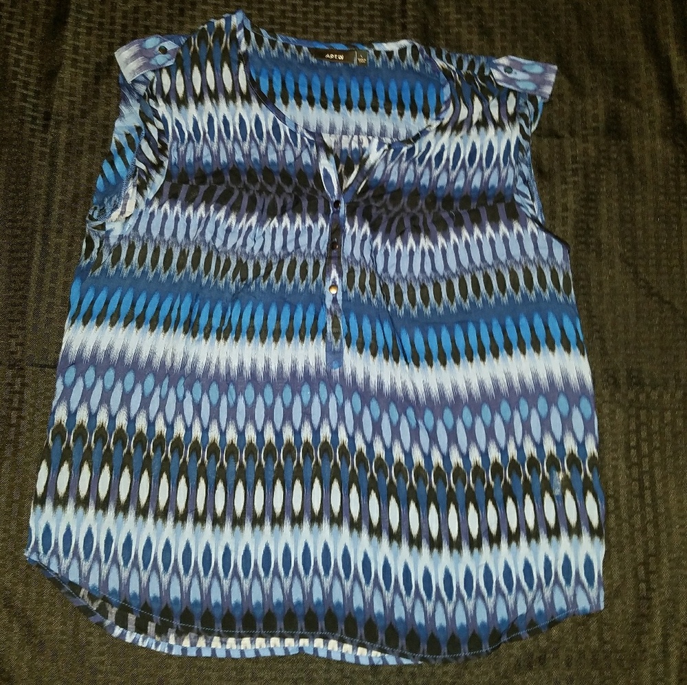 Light weight blouse