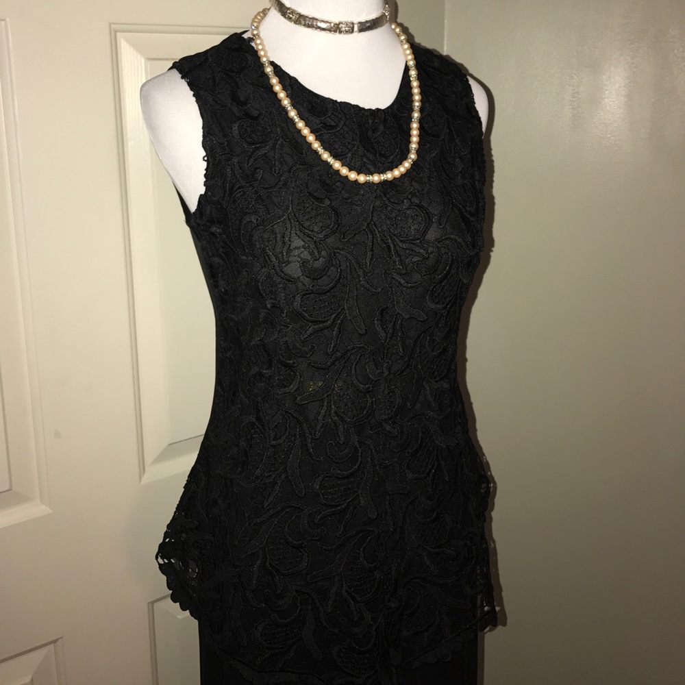 Black Lace Scalloped Shell.  Fully Lined.  Sz Sm