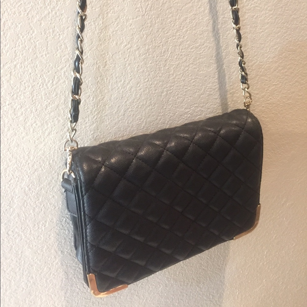 Black stylish cross body purse
