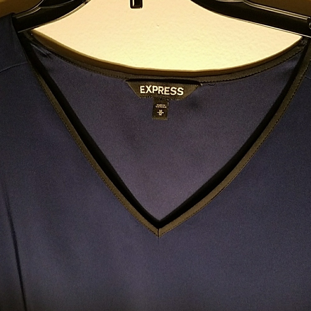 Express top - Picture 2 of 3