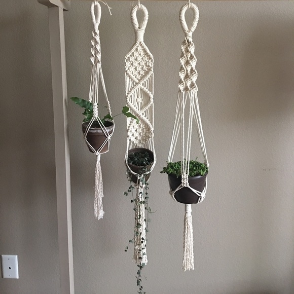 Beautiful plant hanger - Picture 5 of 5