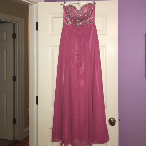 Pink strapless prom dress - Picture 1 of 3