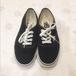Black classic Vans