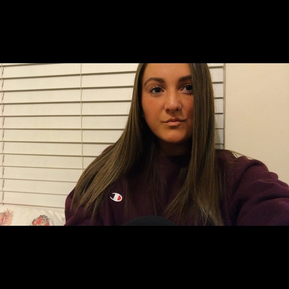 Meet your Posher, Stephanie - Picture 1 of 1