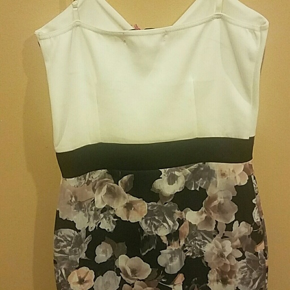 NWT Boohoo midi dress - Picture 2 of 4