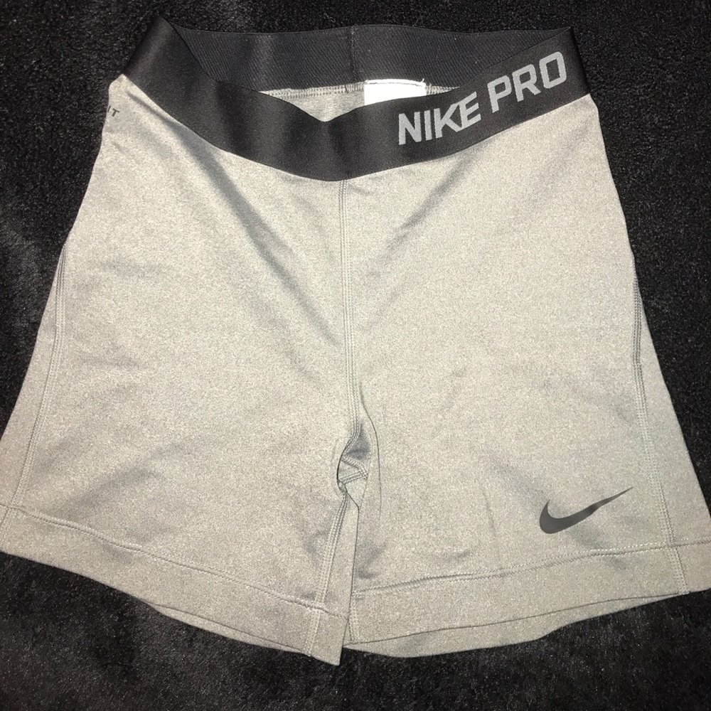 Nike spandex 🖤