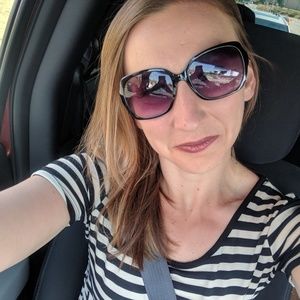 Meet your Posher, Ashley