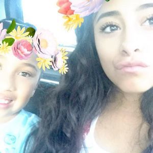 Meet your Posher, Jaqueline