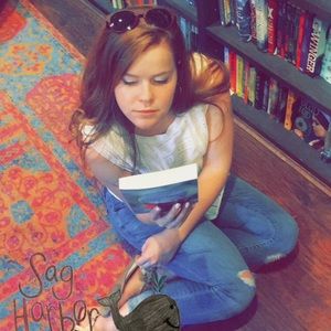 Meet your Posher, Mia