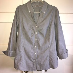 SIGNATURE by LARRY LEVINE BUTTON DOWN SHIRT
