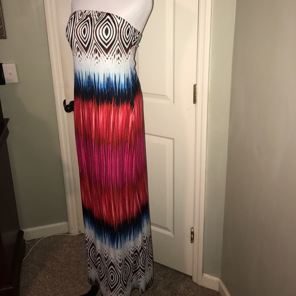 Strapless Maxi-Dress.  Multi-Color.  Size Small. - Picture 2 of 4