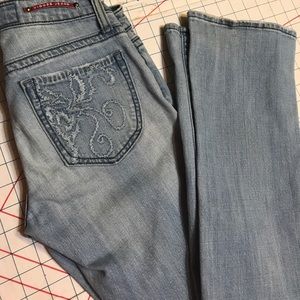 VIGOSS JEANS, Light Denim, Size 3/4 (27)